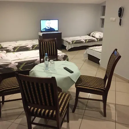 Dabrowka Motel